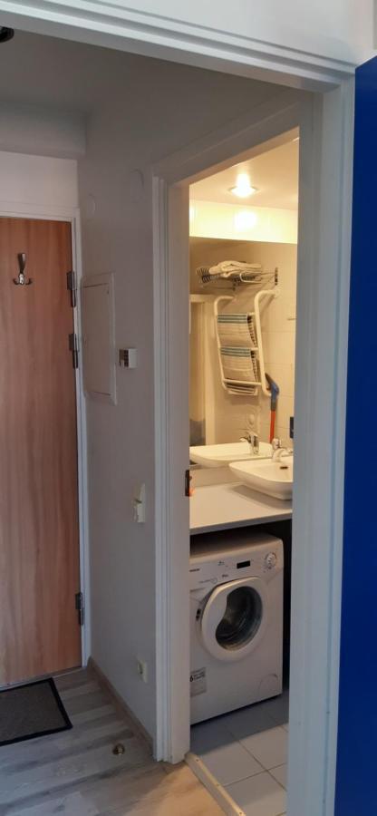 City Beach Apartment Tallinn Bagian luar foto